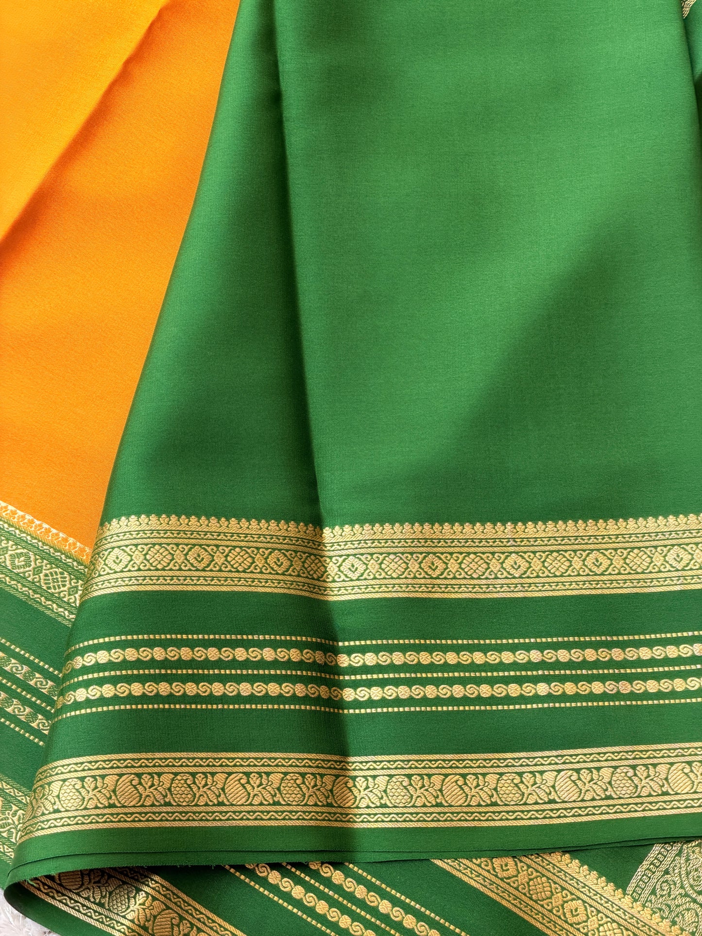 Yellow & Green - Partly Pallu - TN205