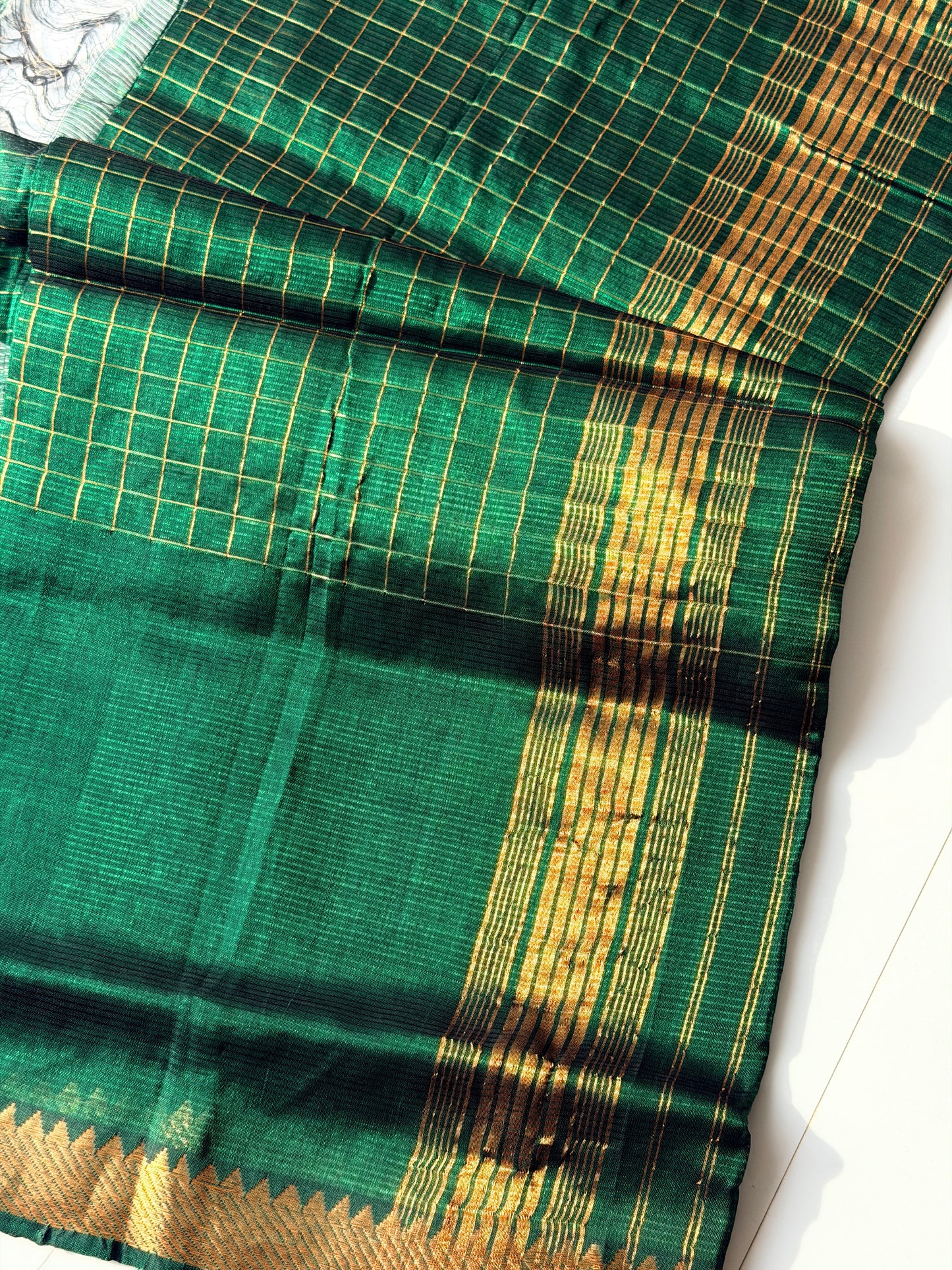 Handwoven Mangalagiri Pattu (Green) - TN348