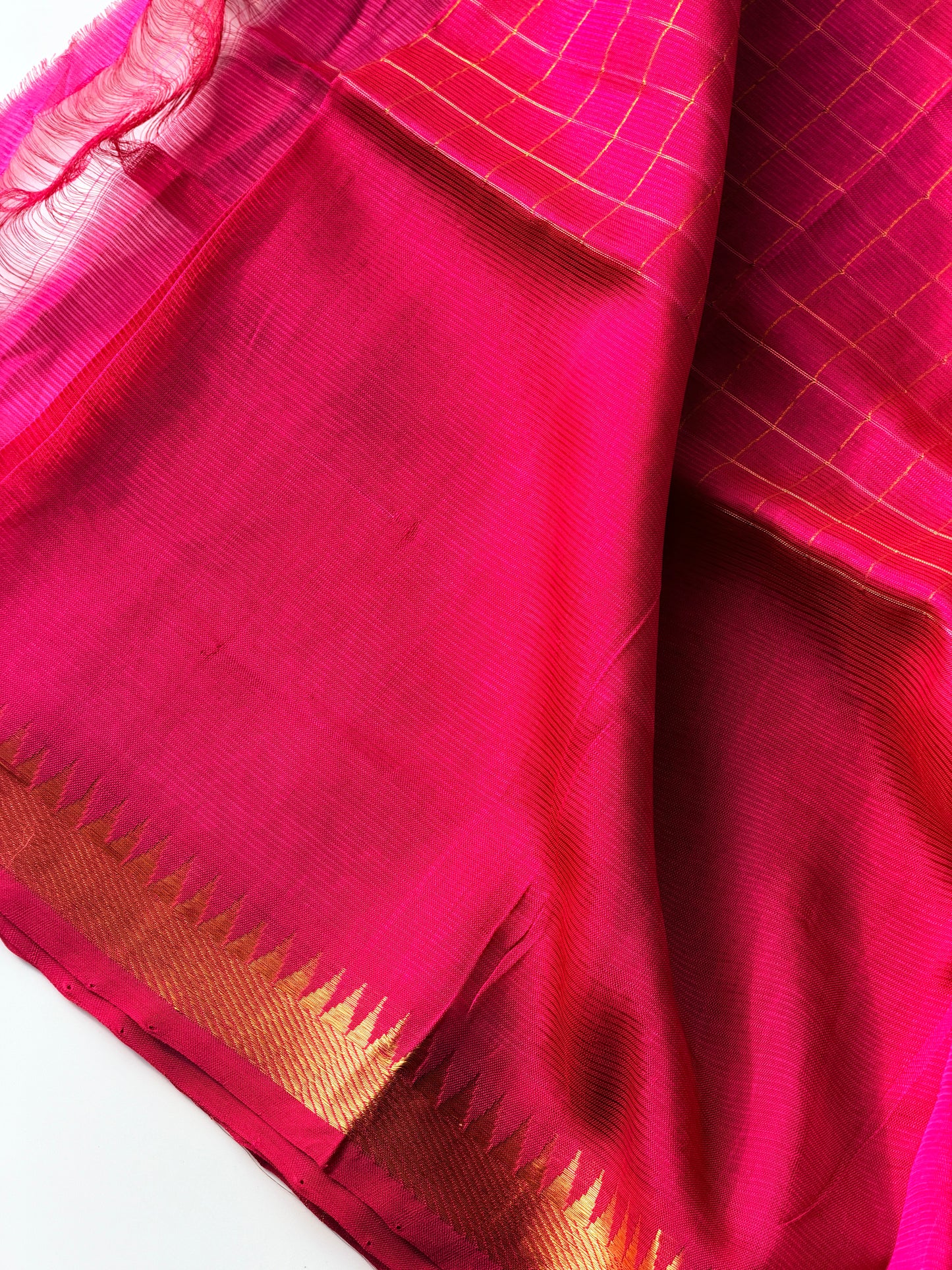 Handwoven Mangalagiri Pattu (Pink) - TN351