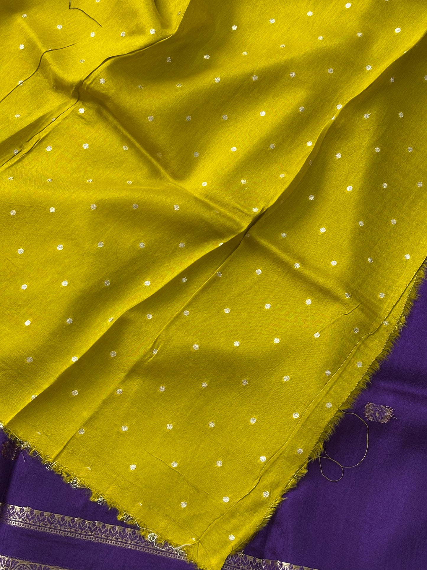 Dola Silk : Violet & Yellow - TN056