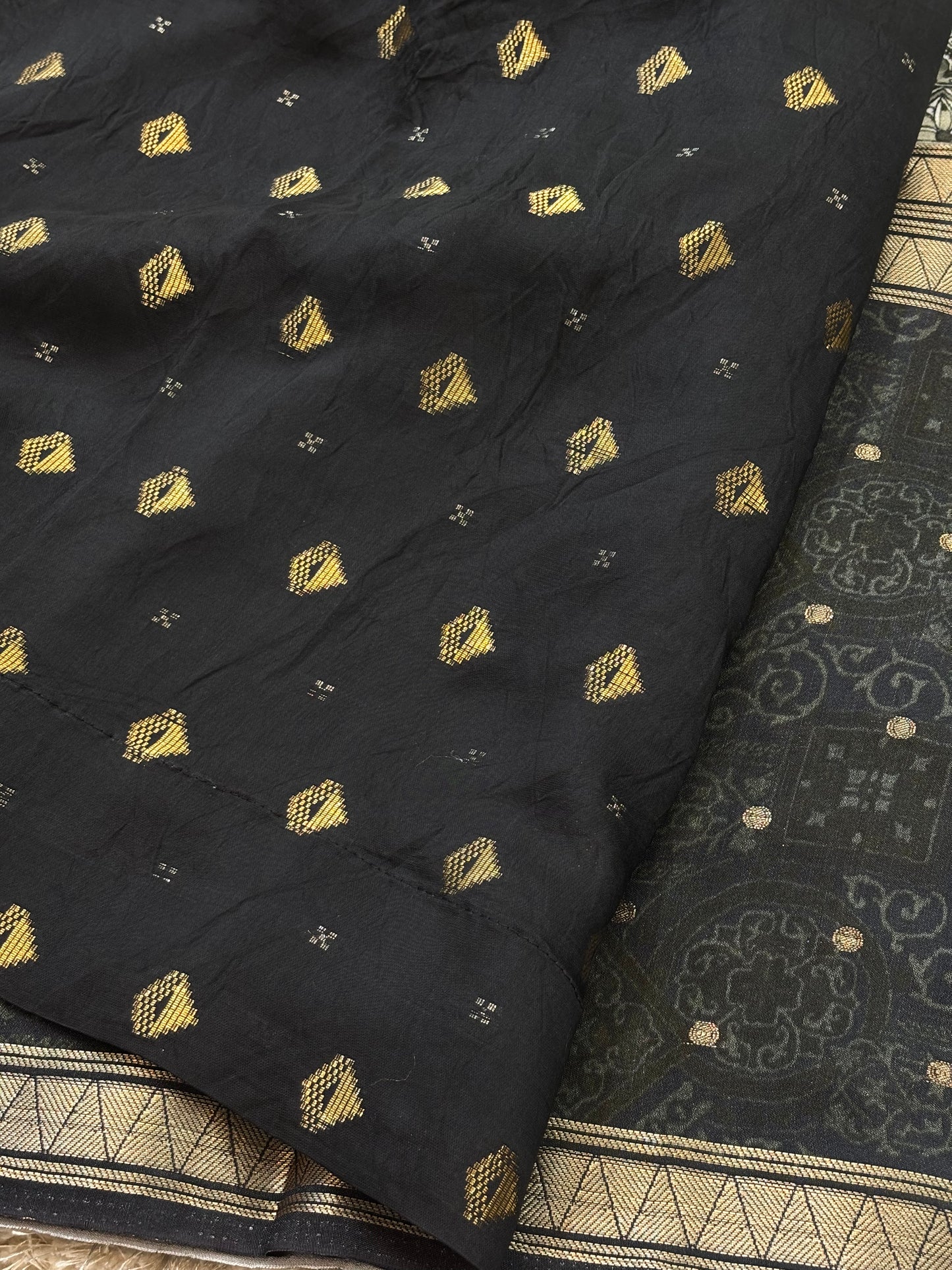 Digital Print Crepe Silk : Black & White - TN086