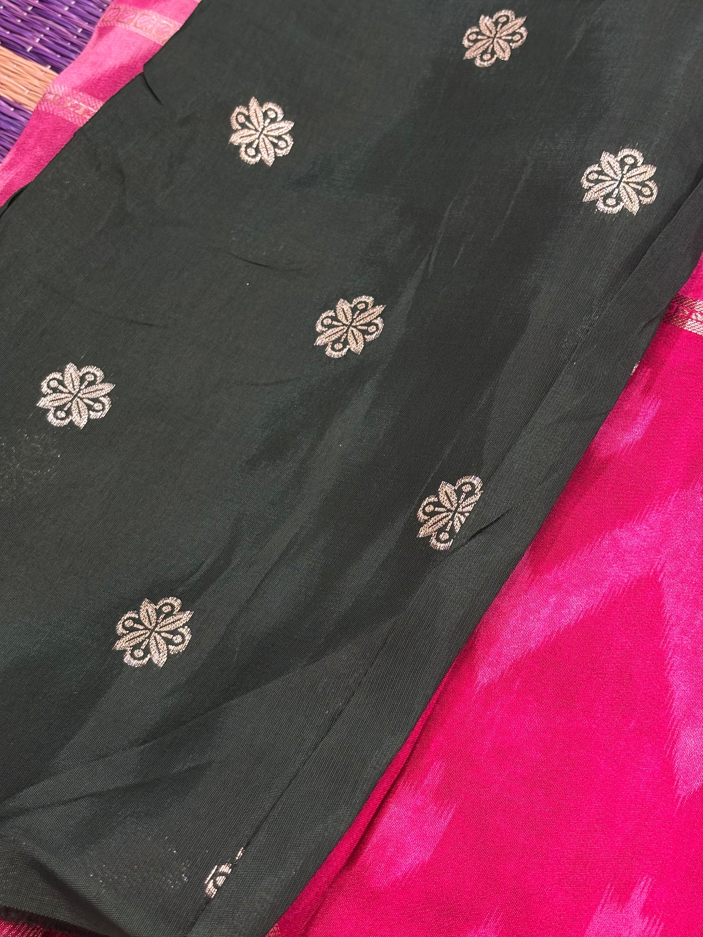 Digital Print Crepe Silk : Pink - TN088