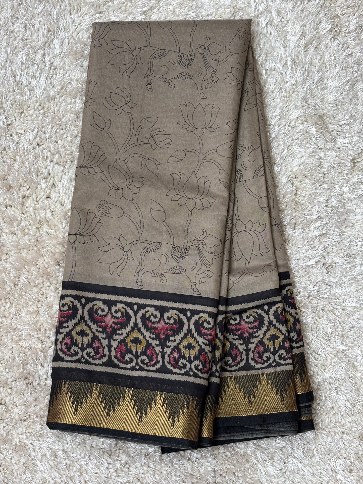 Pichwai Print Saree : Grey - TN036