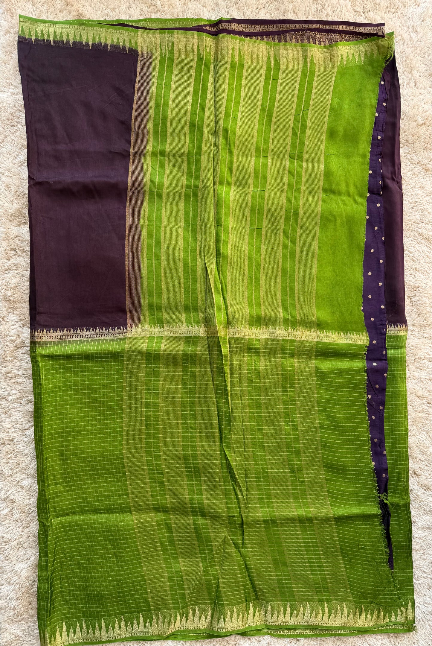 Deep Violet & Parrot Green - TN182