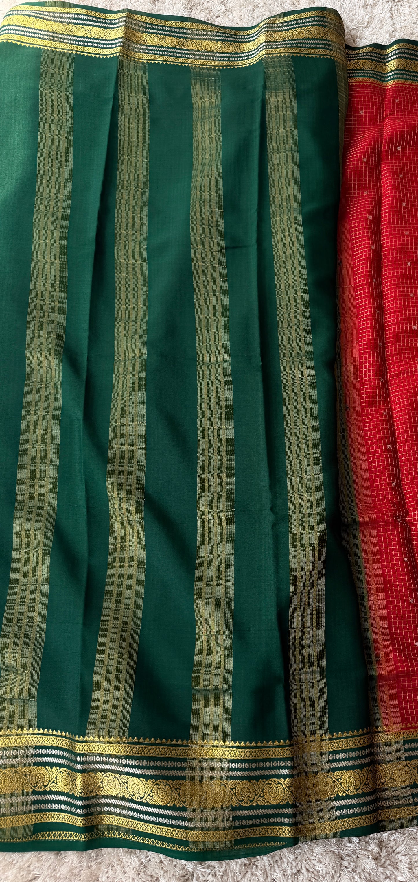Red & Green - TN284