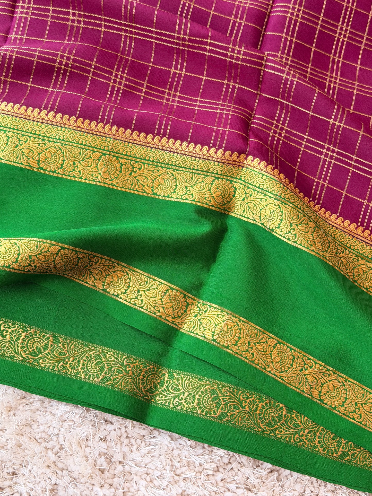 Magenta & Green - TN207