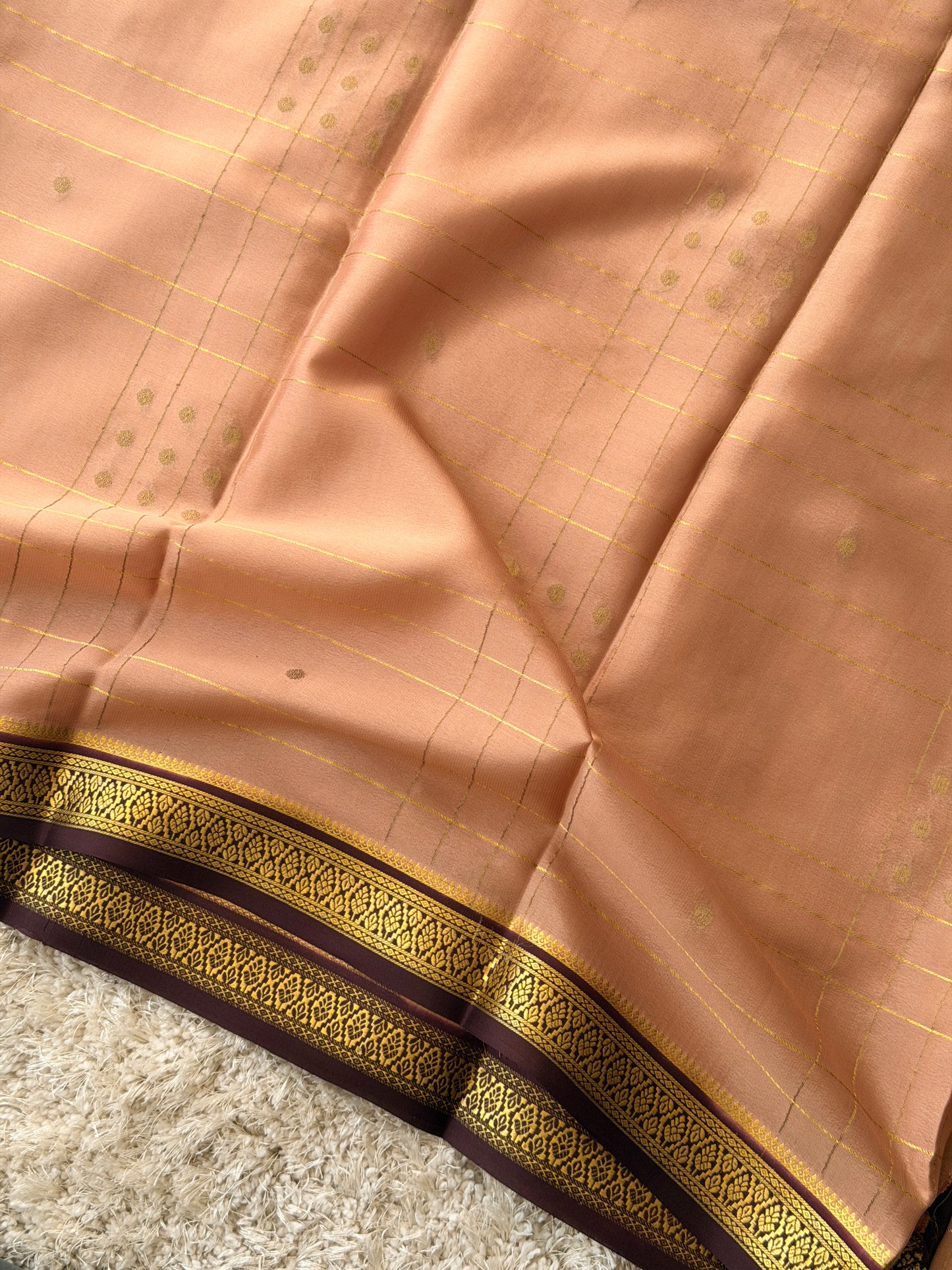 Cream & Brown - TN201