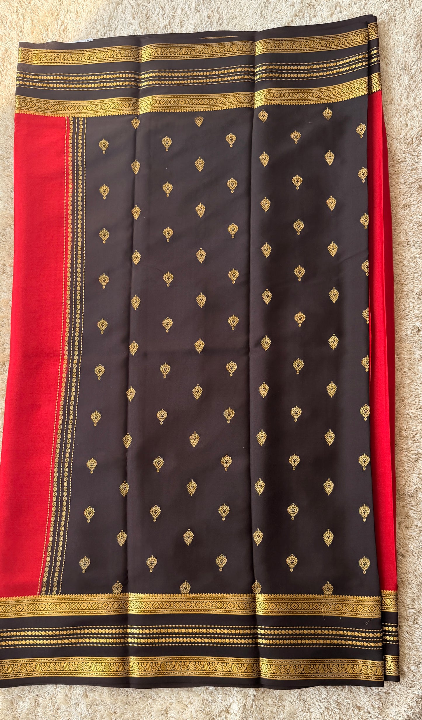 Red & Black - Partly Pallu - TN208