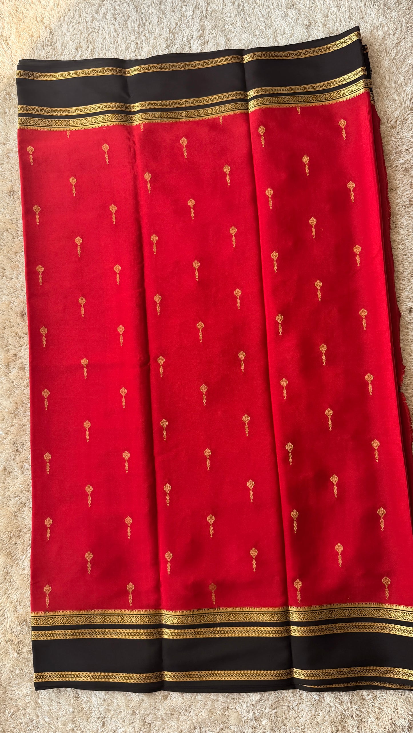 Red & Black - TN188