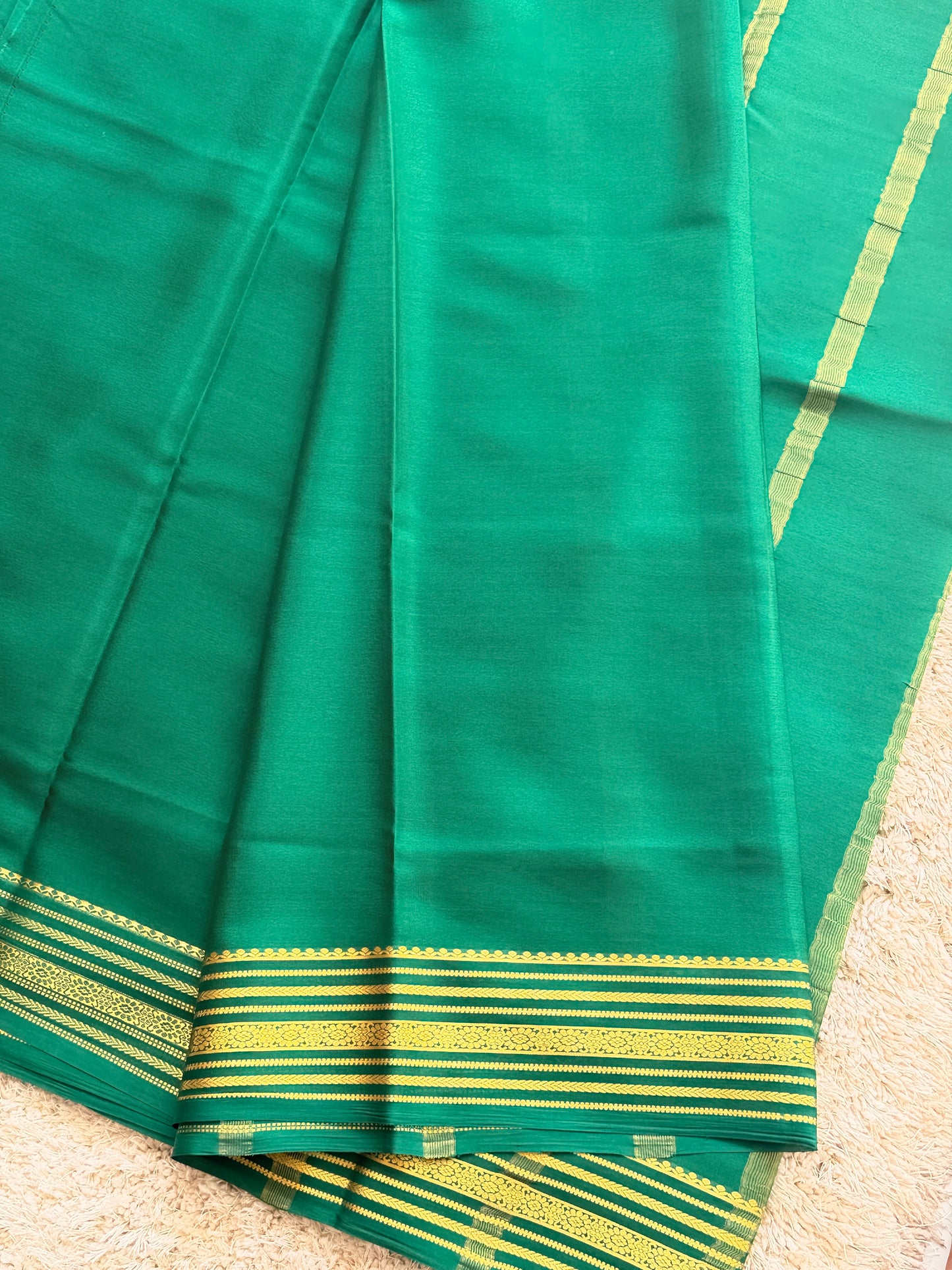 Green - TN199