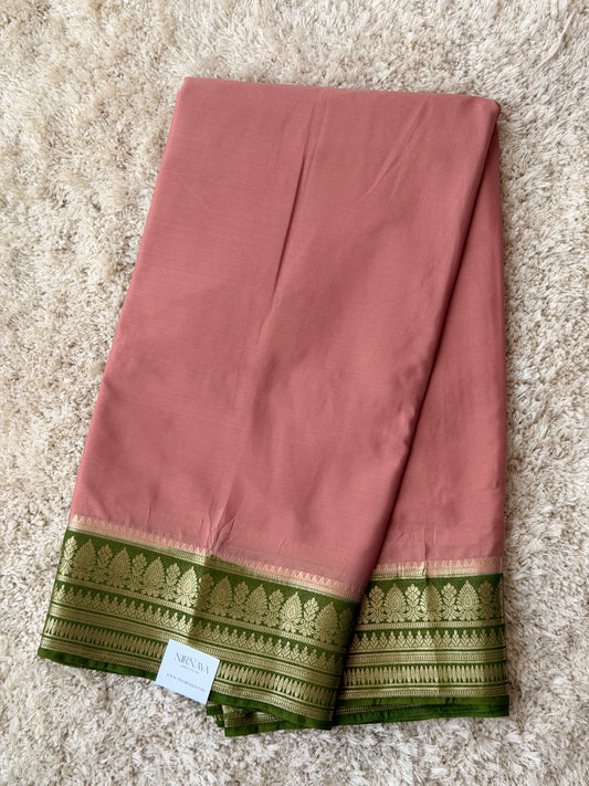 Peach & Parrot Green - TN248