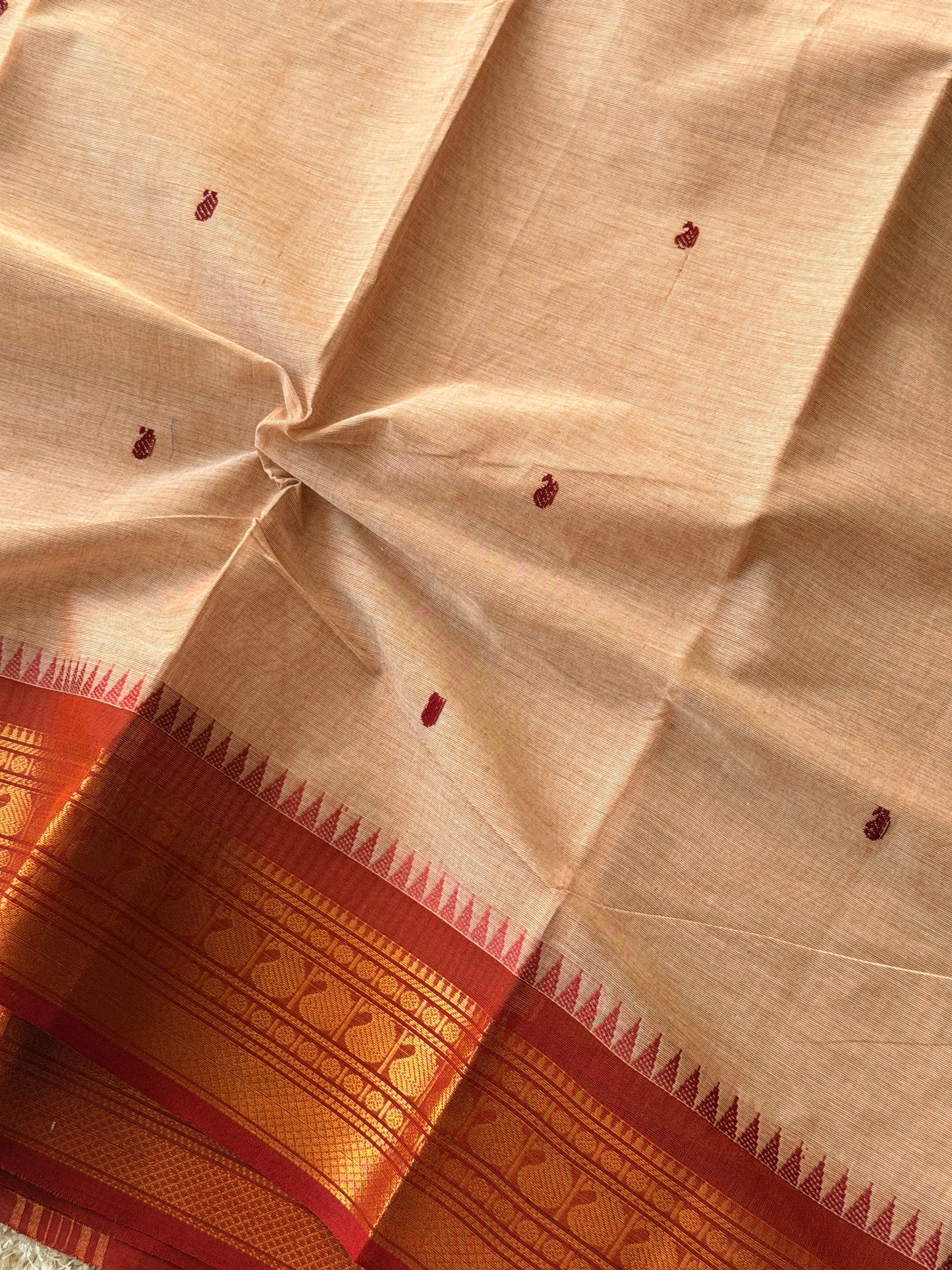 Cream with Red Border - TN055