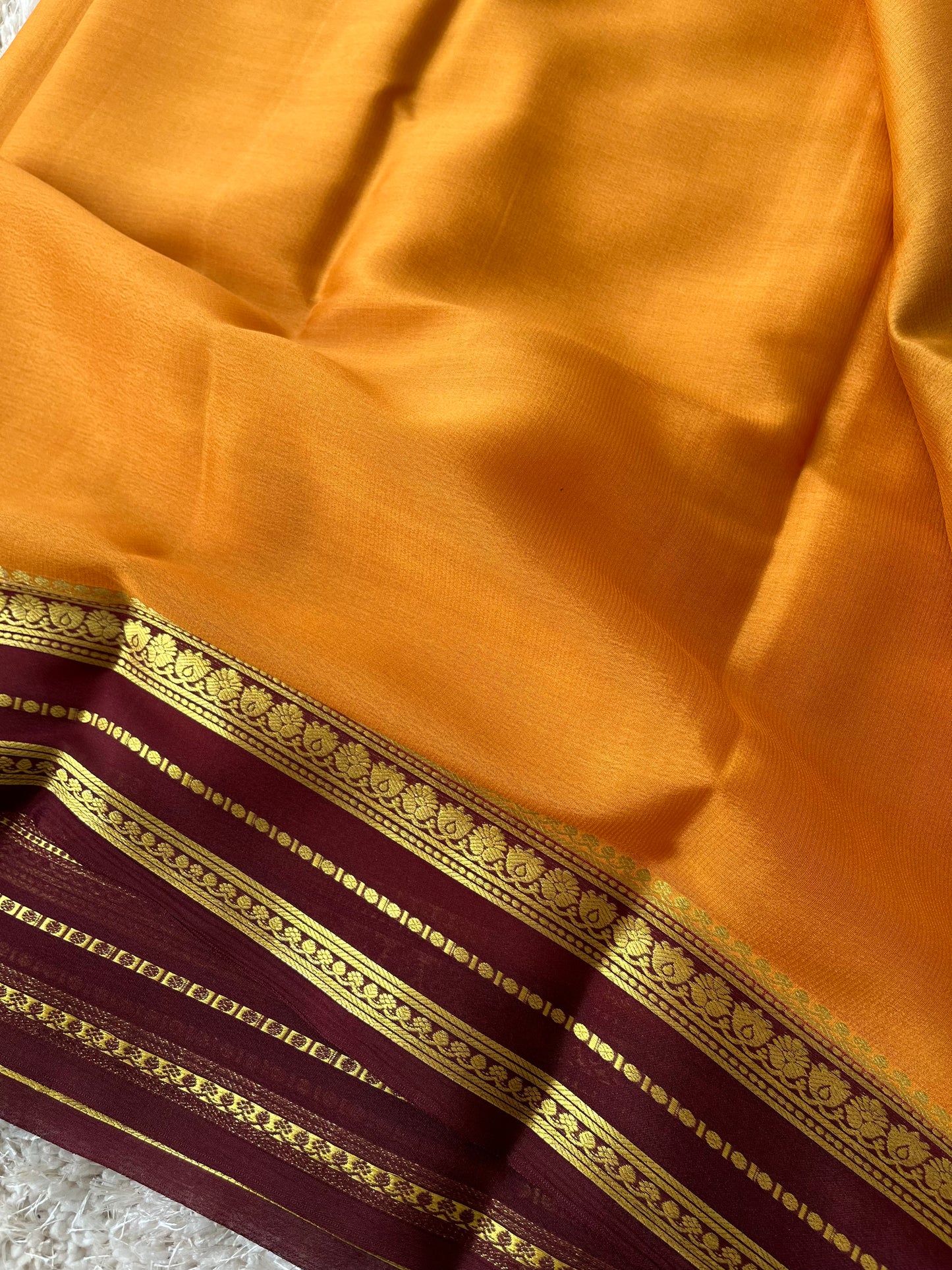 Mustard & Maroon - TN223