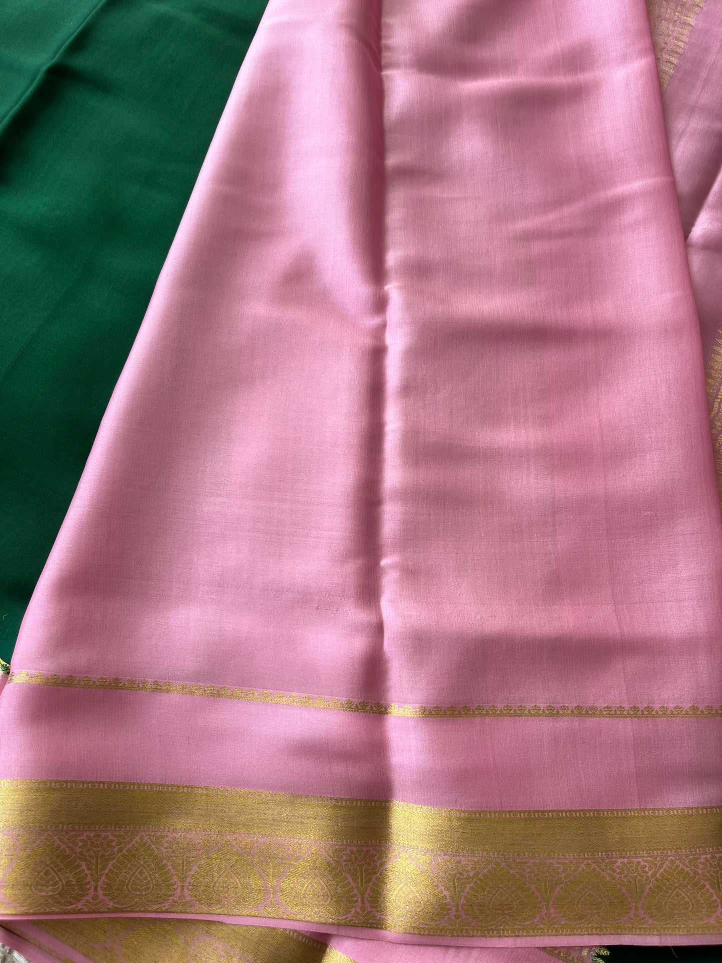 Green & Baby Pink - TN275