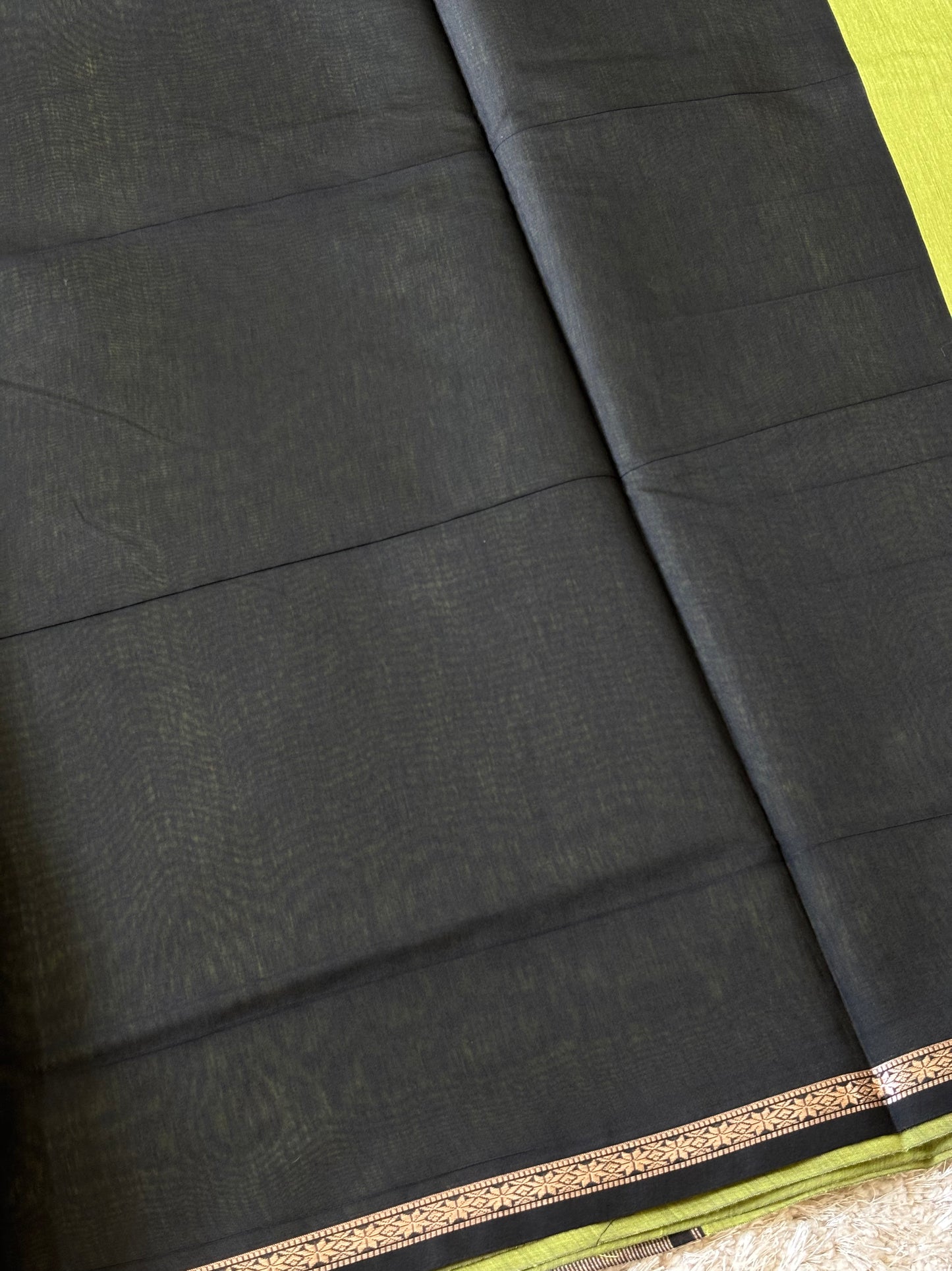 Maheshwari Cotton : Parrot Green - TN050