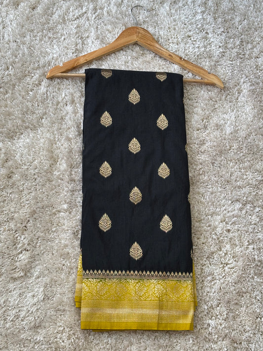 Khadi banaras saree : Black - TN052