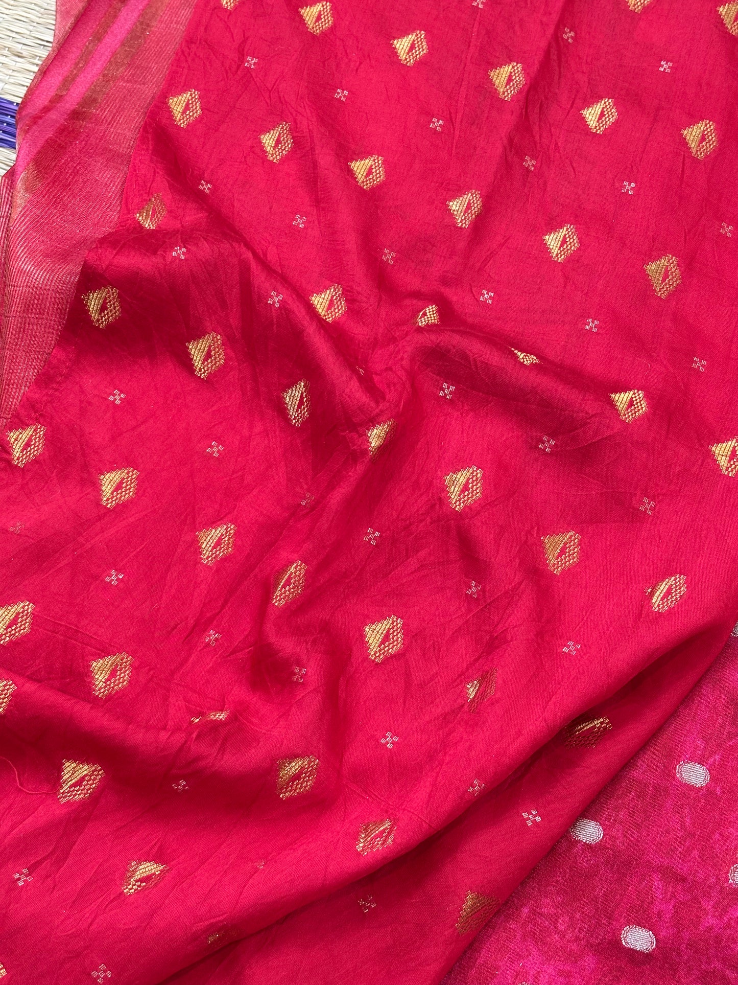 Digital Print Crepe Silk : Red & White - TN085