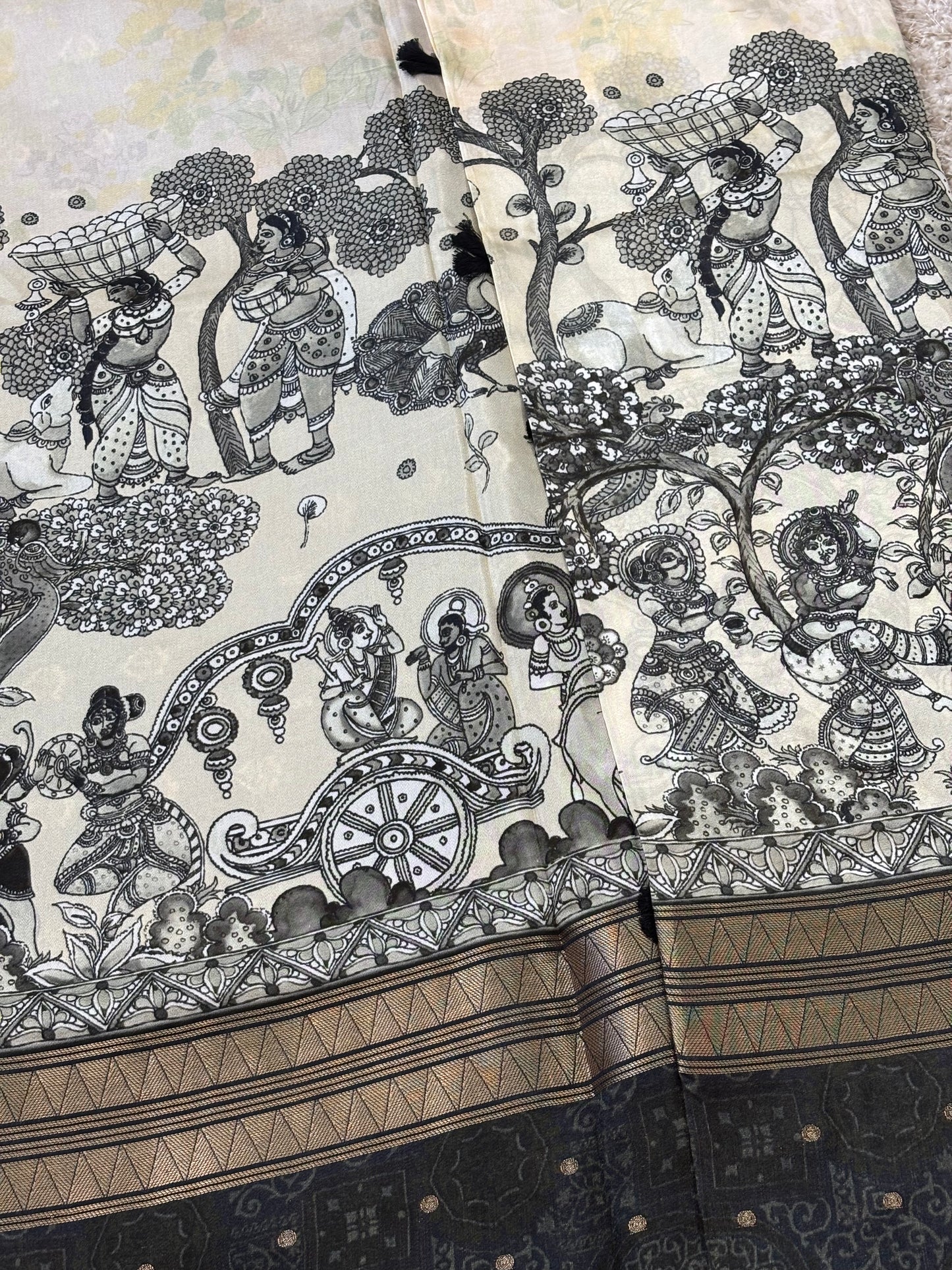 Digital Print Crepe Silk : Black & White - TN086