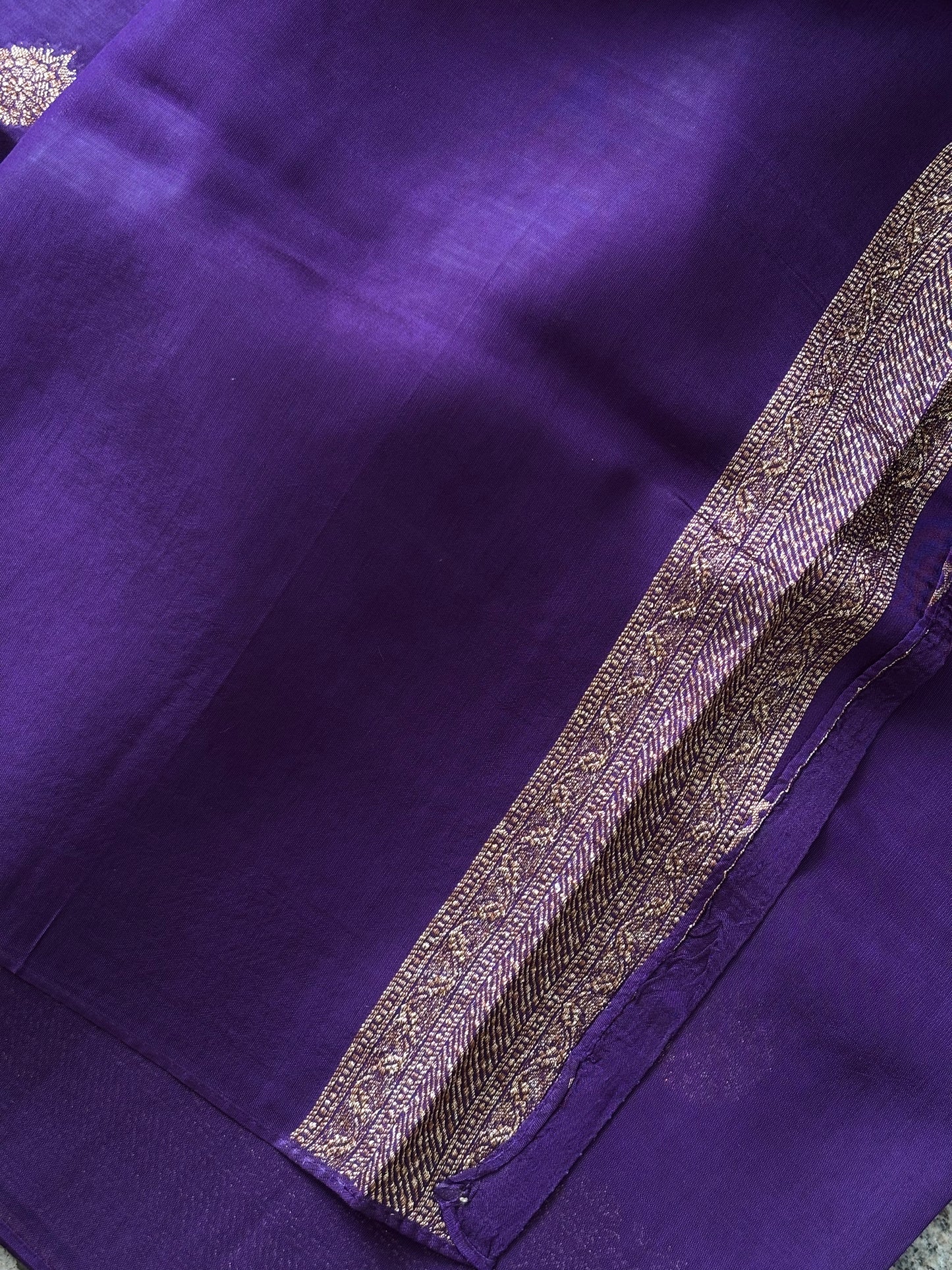 Tissue Banaras : Violet - TN111
