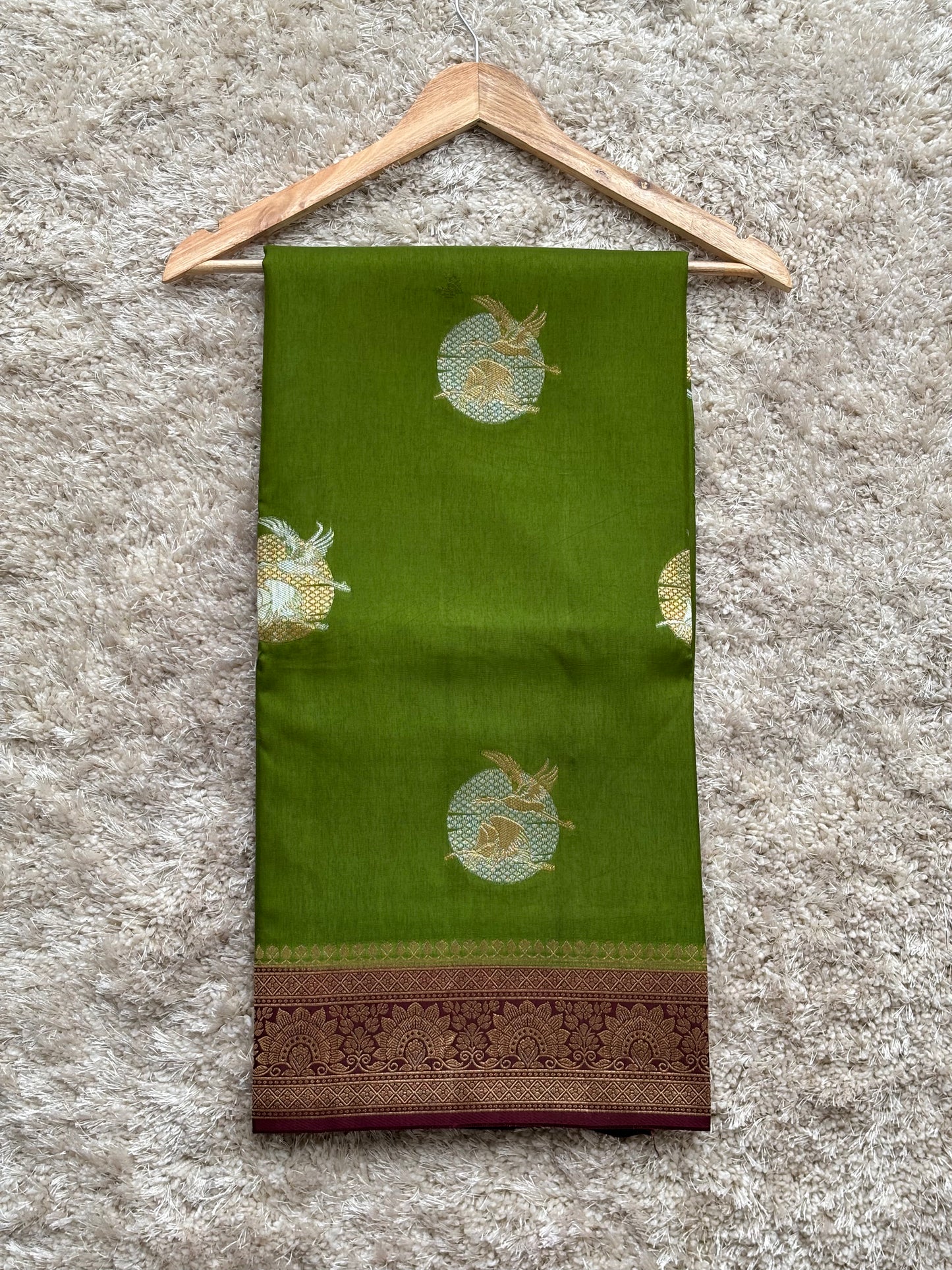 Dola Silk : Green - TN135