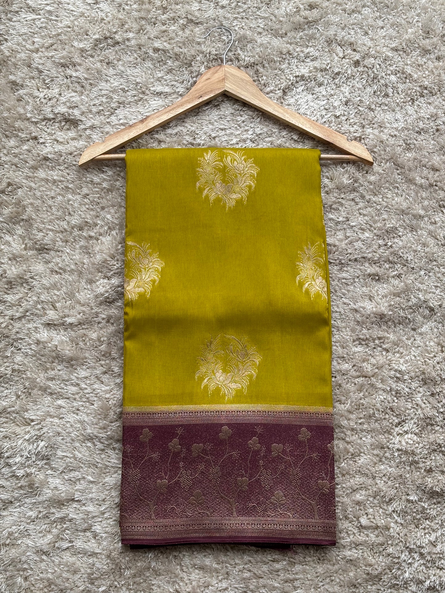 Dola Silk : Lime Yellow - TN136