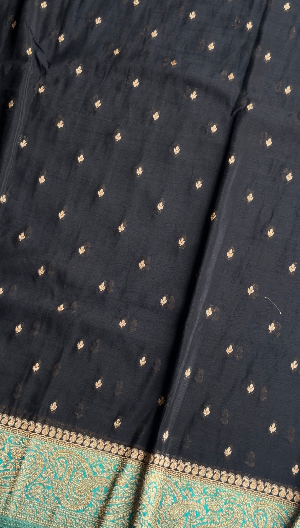 Georgette (Black with Green) - TN399